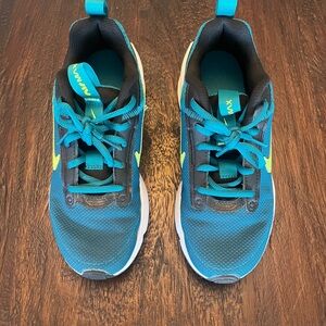 COPY - BOYS' NIKE BIG KID AIR MAX INTRLK LITE RUNNING SHOES